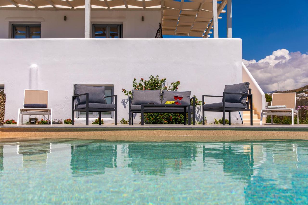 Salinus Beachfront Private Pool Villas Pláka Eksteriør billede