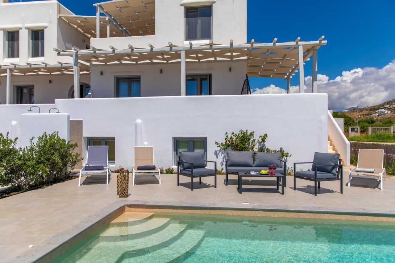 Salinus Beachfront Private Pool Villas Pláka Eksteriør billede