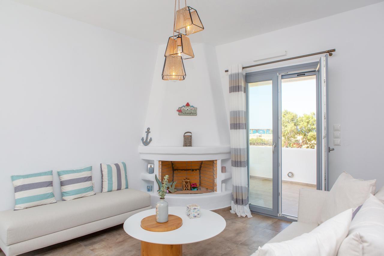 Salinus Beachfront Private Pool Villas Pláka Eksteriør billede